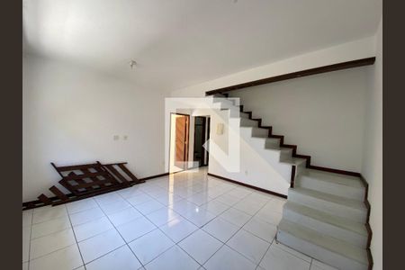 Sala de casa para alugar com 1 quarto, 127m² em Quintino Bocaiúva, Rio de Janeiro