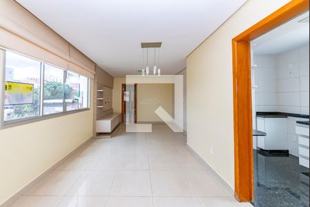 Sala de apartamento à venda com 3 quartos, 80m² em Nova Suíça, Belo Horizonte