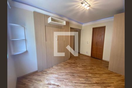 Foto 04 de apartamento à venda com 3 quartos, 147m² em Vila Bertioga, São Paulo