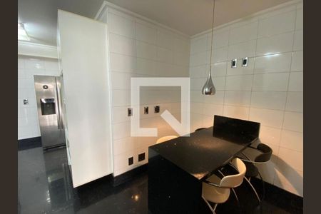 Foto 07 de apartamento à venda com 3 quartos, 147m² em Vila Bertioga, São Paulo