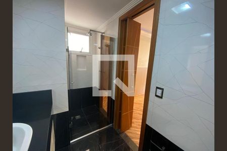 Foto 02 de apartamento à venda com 3 quartos, 147m² em Vila Bertioga, São Paulo