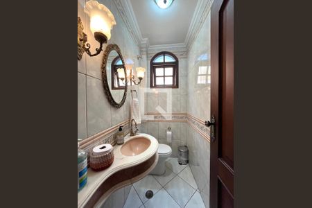 Lavabo de casa à venda com 4 quartos, 220m² em Parque Imperial, São Paulo