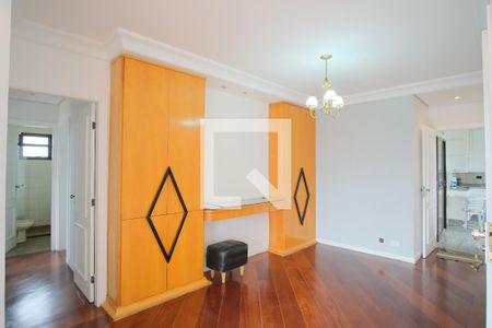 Sala de apartamento à venda com 3 quartos, 110m² em Chácara Seis de Outubro, São Paulo