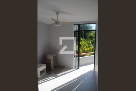 Suite  de casa de condomínio para alugar com 3 quartos, 160m² em Pituaçu, Salvador