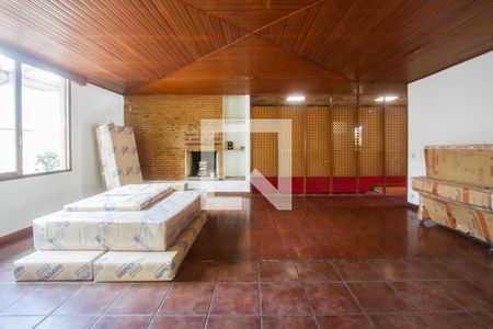 Sala de casa à venda com 4 quartos, 400m² em Chácara Monte Alegre, São Paulo