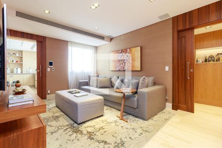 Apartamento à venda com 370m², 3 quartos e 5 vagas Apartamento à venda com 370m², 3 quartos e 5 vagasSala Privativa