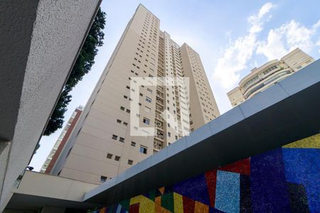 Apartamento à venda com 370m², 3 quartos e 5 vagas Apartamento à venda com 370m², 3 quartos e 5 vagasFachada