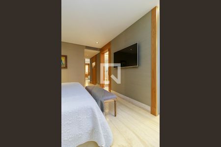 Apartamento à venda com 370m², 3 quartos e 5 vagas Apartamento à venda com 370m², 3 quartos e 5 vagasSuíte Principal