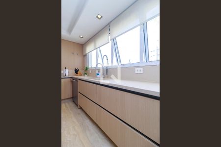 Apartamento à venda com 370m², 3 quartos e 5 vagas Apartamento à venda com 370m², 3 quartos e 5 vagasCozinha