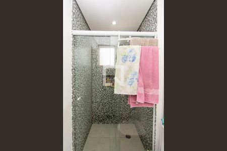 Apartamento à venda com 64m², 2 quartos e 1 vaga Apartamento à venda com 64m², 2 quartos e 1 vagaBanheiro