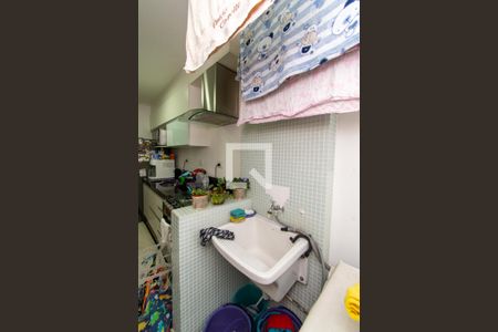 Apartamento à venda com 64m², 2 quartos e 1 vaga Apartamento à venda com 64m², 2 quartos e 1 vagaÁrea de Serviço