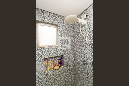 Apartamento à venda com 64m², 2 quartos e 1 vaga Apartamento à venda com 64m², 2 quartos e 1 vagaBanheiro