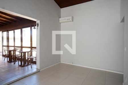 Sala de casa para alugar com 2 quartos, 160m² em Vila Assunção, Porto Alegre