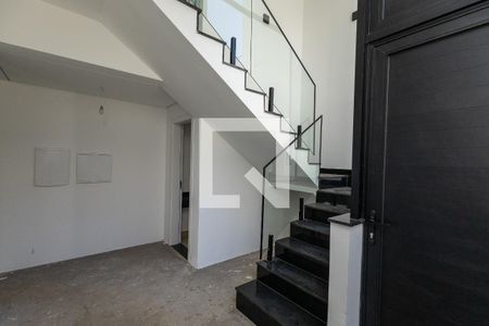 Sala de casa de condomínio à venda com 4 quartos, 350m² em Jardim Prudência, São Paulo