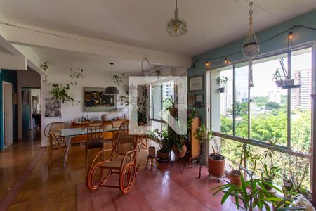 Sala de apartamento para alugar com 2 quartos, 105m² em Água Branca, São Paulo