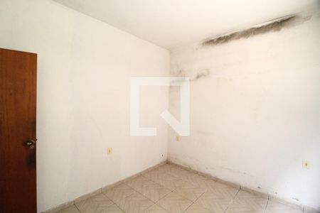 Quarto 1 de casa para alugar com 6 quartos, 100m² em Alto Umuarama, Uberlândia