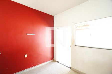 Sala de casa para alugar com 6 quartos, 100m² em Alto Umuarama, Uberlândia