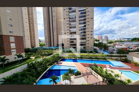 Varanda vista de kitnet/studio para alugar com 1 quarto, 48m² em Centro, Jundiaí