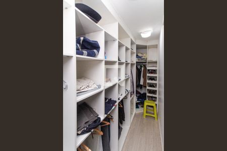 Closet da Siíte 1   de casa à venda com 3 quartos, 240m² em Vila Nova Mazzei, São Paulo