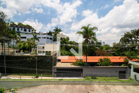 Casa à venda com 6 quartos, 1541m² em Vila Tramontano, São Paulo