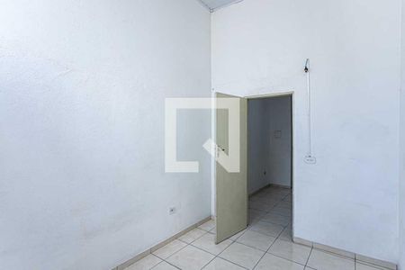 Sala/Quarto de casa para alugar com 1 quarto, 28m² em Vila Prado, São Paulo