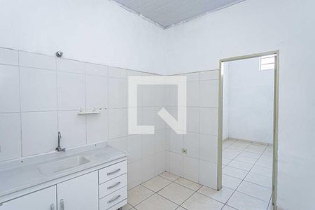 Cozinha de casa para alugar com 1 quarto, 28m² em Vila Prado, São Paulo