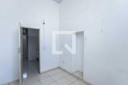 Sala/Quarto de casa para alugar com 1 quarto, 28m² em Vila Prado, São Paulo