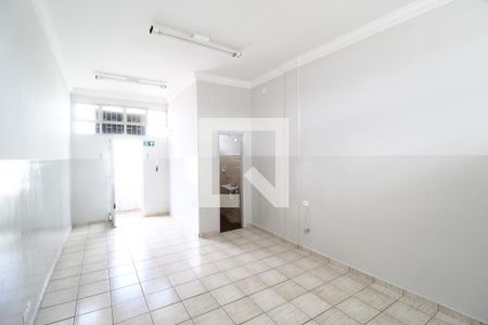 Quarto / Sala de kitnet/studio para alugar com 1 quarto, 25m² em Nossa Senhora Aparecida, Uberlândia