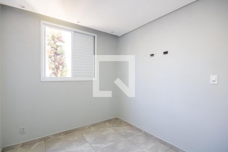 Quarto 2 de apartamento para alugar com 2 quartos, 48m² em Santa Maria, Osasco