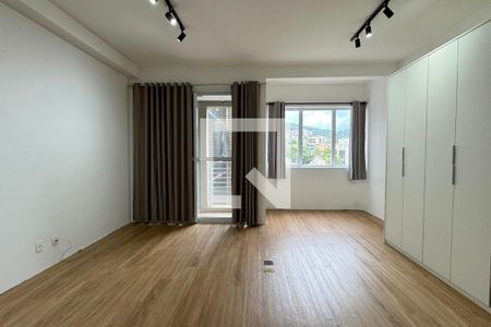 Sala/Quarto de apartamento para alugar com 1 quarto, 45m² em Centro de Apoio I (alphaville), Santana de Parnaíba