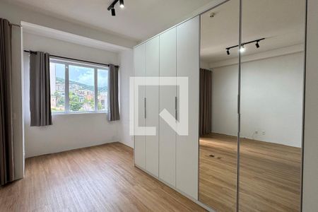 Sala/Quarto de apartamento para alugar com 1 quarto, 45m² em Centro de Apoio I (alphaville), Santana de Parnaíba