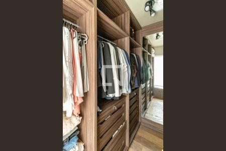 Quarto (closet) de apartamento à venda com 1 quarto, 80m² em Itaim Bibi, São Paulo