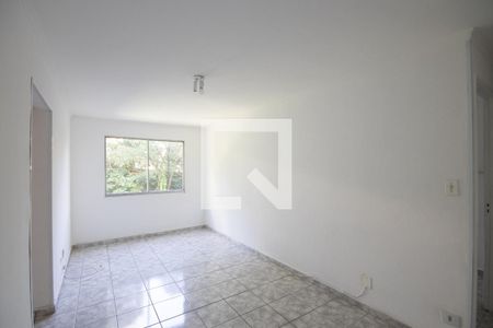 Sala  de apartamento para alugar com 2 quartos, 51m² em Vila Irmãos Arnoni, São Paulo