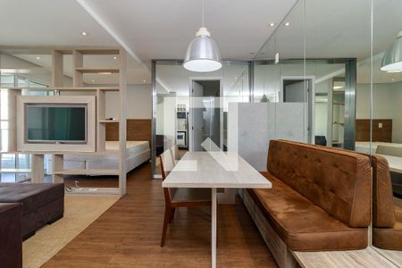 Sala de apartamento para alugar com 1 quarto, 47m² em Campo Belo, São Paulo