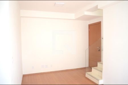 Sala  de apartamento para alugar com 2 quartos, 100m² em Pousada Santo Antonio, Belo Horizonte