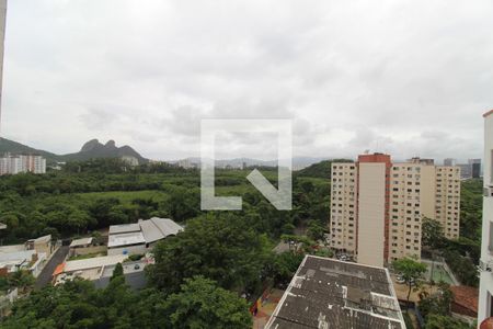 Sala - Vista de apartamento à venda com 2 quartos, 60m² em Camorim, Rio de Janeiro