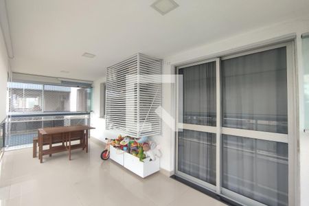 Varanda Sala de apartamento para alugar com 2 quartos, 70m² em Barra da Tijuca, Rio de Janeiro