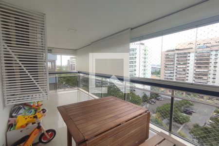 Varanda Sala de apartamento para alugar com 2 quartos, 70m² em Barra da Tijuca, Rio de Janeiro