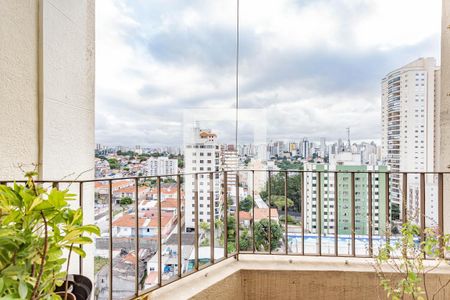 Varanda de apartamento para alugar com 3 quartos, 73m² em Vila Gumercindo, São Paulo