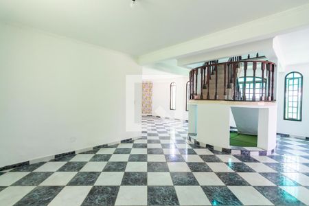 Sala  de casa para alugar com 4 quartos, 200m² em City Bussocaba, Osasco