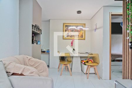 Sala de apartamento para alugar com 2 quartos, 44m² em Jardim Iris, São Paulo