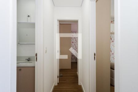 Corredor de apartamento para alugar com 2 quartos, 47m² em Vila Andrade, São Paulo