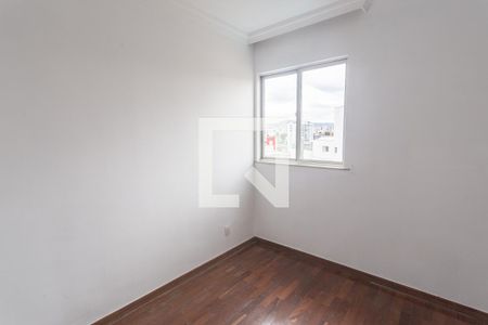 Quarto 1 de apartamento para alugar com 3 quartos, 93m² em Santa Cruz, Belo Horizonte