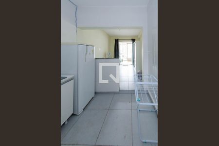 Cozinha de kitnet/studio para alugar com 1 quarto, 55m² em Caiçaras, Belo Horizonte