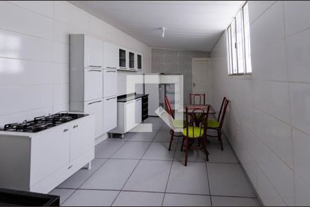 Cozinha/Sala de kitnet/studio para alugar com 2 quartos, 70m² em Caiçaras, Belo Horizonte