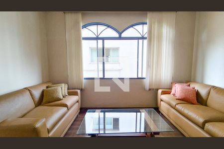 Sala de apartamento à venda com 3 quartos, 180m² em Cidade Nova, Belo Horizonte