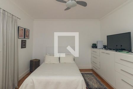 Casa à venda com 500m², 4 quartos e 3 vagas Casa à venda com 500m², 4 quartos e 3 vagasQuarto 3