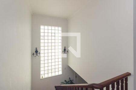 Casa à venda com 500m², 4 quartos e 3 vagas Casa à venda com 500m², 4 quartos e 3 vagasHall de Entrada