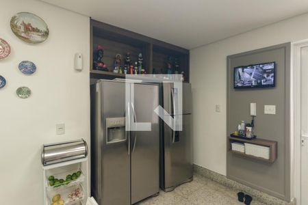 Casa à venda com 500m², 4 quartos e 3 vagas Casa à venda com 500m², 4 quartos e 3 vagasCozinha