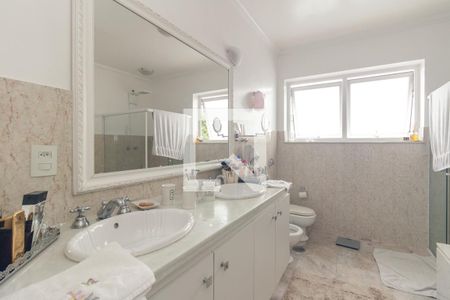 Casa à venda com 500m², 4 quartos e 3 vagas Casa à venda com 500m², 4 quartos e 3 vagasBanheiro 1 - Suíte